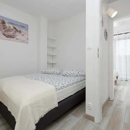 Sloneczne Tarasy Apartment