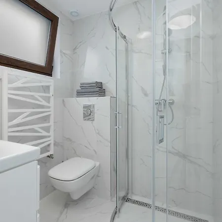 Sloneczne Tarasy Apartment *