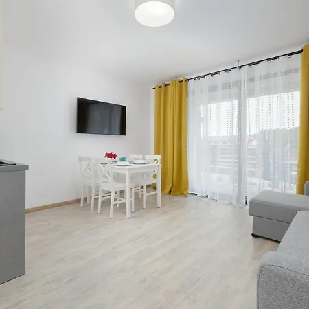 Sloneczne Tarasy - Kazdy Ma Sloneczny Taras Na Dachu! Apartment Pustkowo
